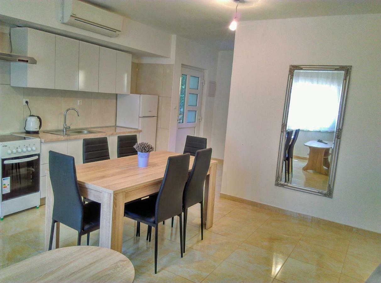 Agava Apartments Mokalo Orebić Eksteriør billede